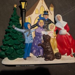 Vintage Atlantic A414 Christmas Carolers Mold Hand Painted Ceramic 1970s